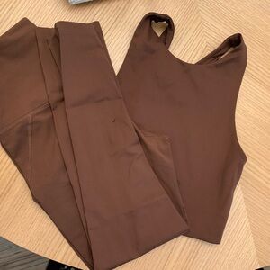 Girlfriend Collective Leggings and Bra